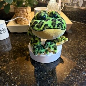 Webkinz Green Plush Frog Toy for Reptile Pets. Ganz